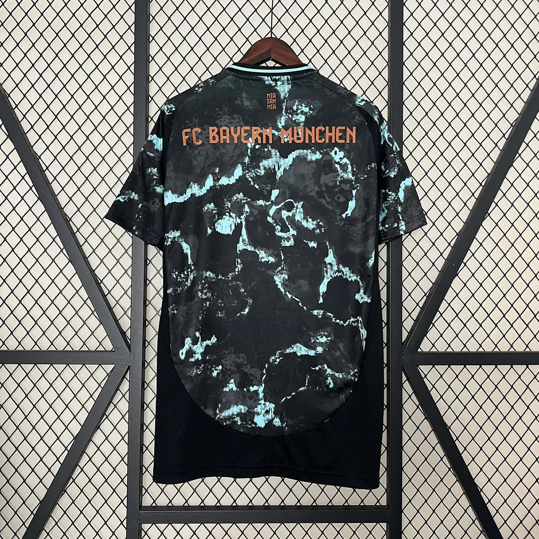 2023/24 Bayern Munich Away Jersey