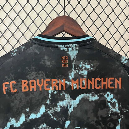 2023/24 Bayern Munich Away Jersey